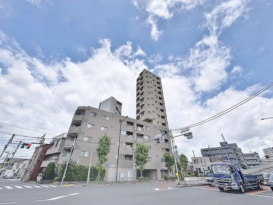 3LDK apartment in Edogawa Ward, Tokyo - Photo 1