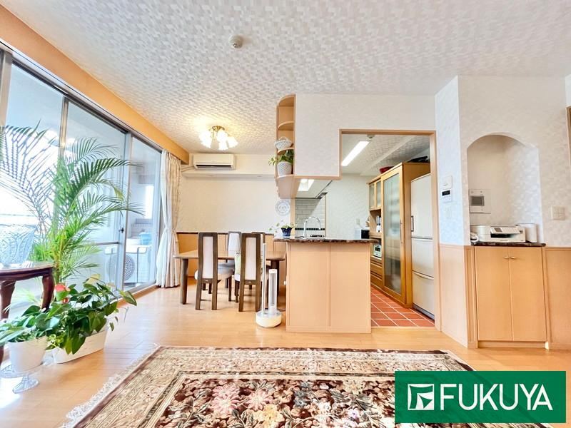 2LDK+S apartment in Himeji, Hyogo - Photo 1