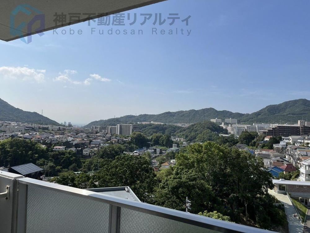 4LDK apartment in Suma Ward, Kobe, Hyogo - Photo 1