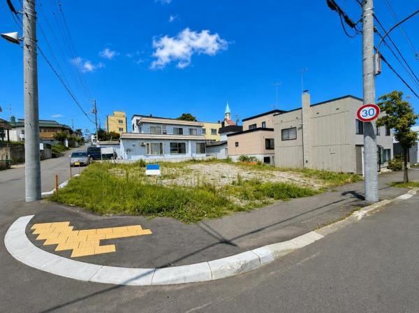 346 m² land in Kiyota Ward, Sapporo, Hokkaido - Photo 1