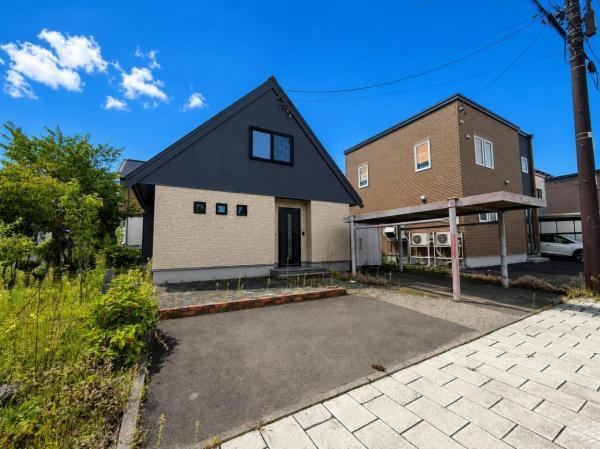 4LDK house in Kiyota Ward, Sapporo, Hokkaido - Photo 1