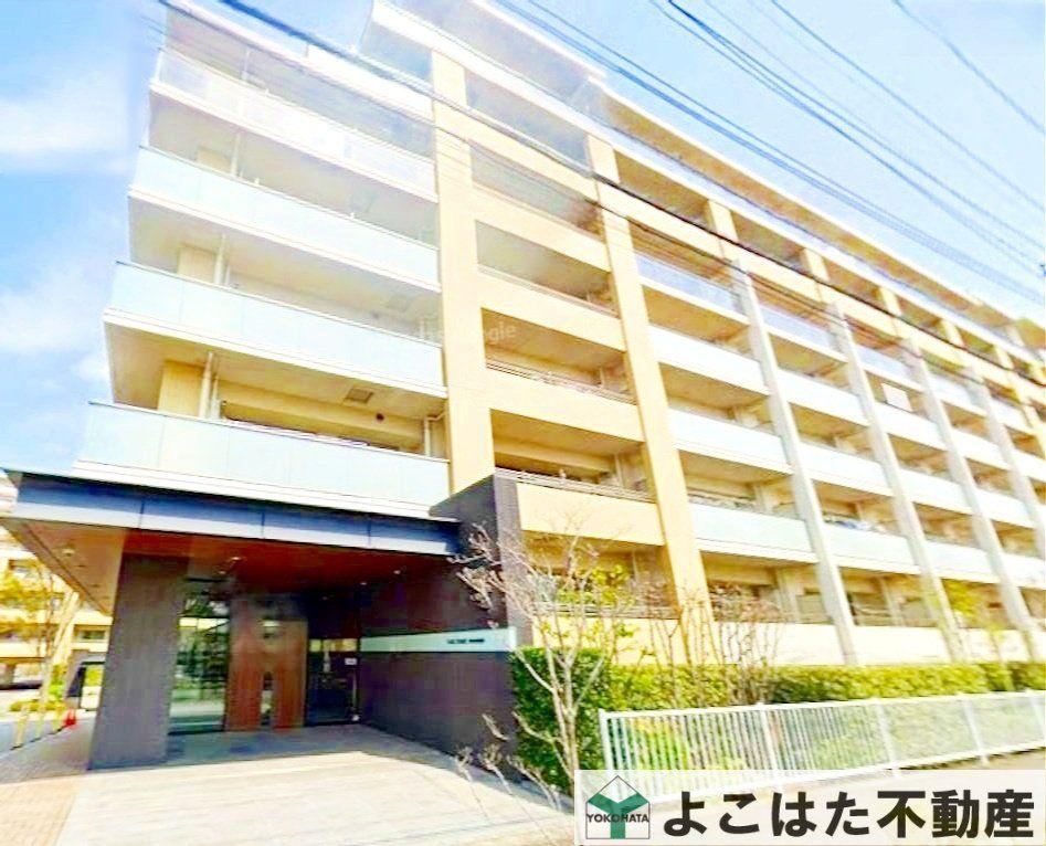2LDK+S apartment in Chofu, Tokyo - Photo 1