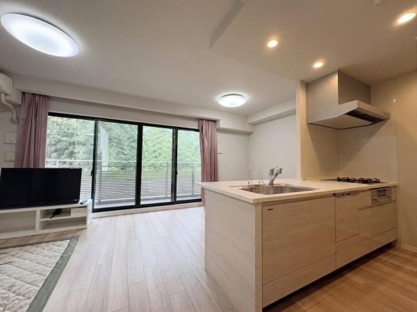 3LDK apartment in Ukyo Ward, Kyoto - Photo 1