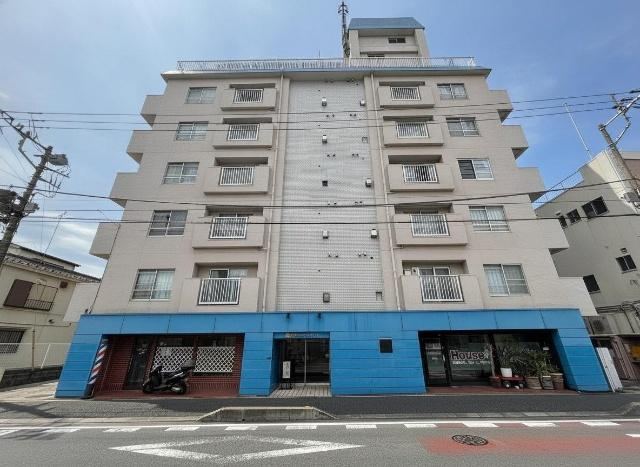3DK apartment in Asaka, Saitama - Photo 1