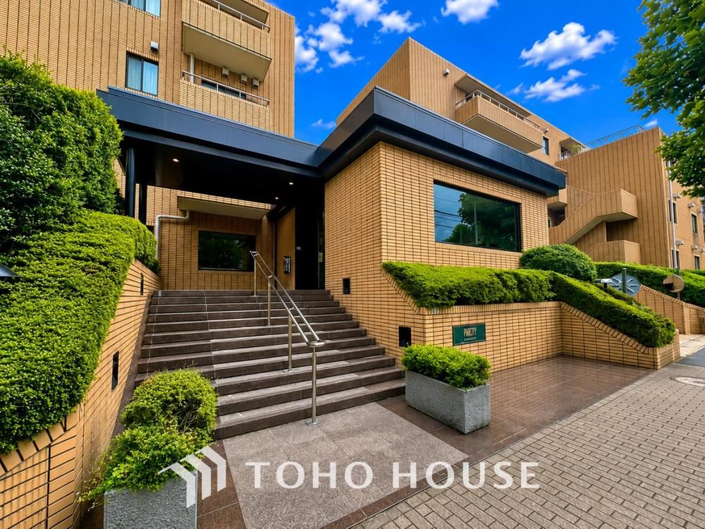 3LDK apartment in Setagaya Ward, Tokyo - Photo 1