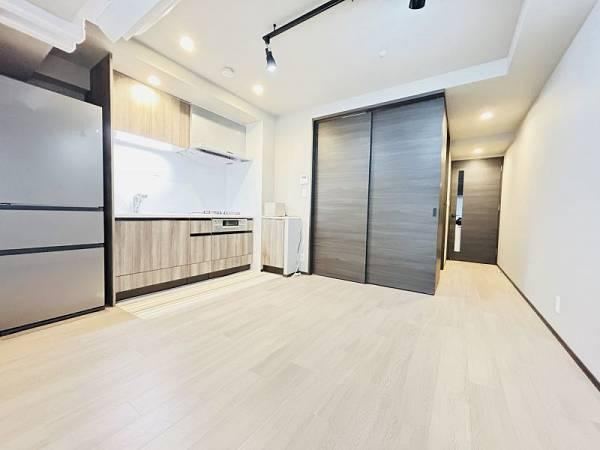 2LDK apartment in Naka Ward, Nagoya, Aichi - Photo 1