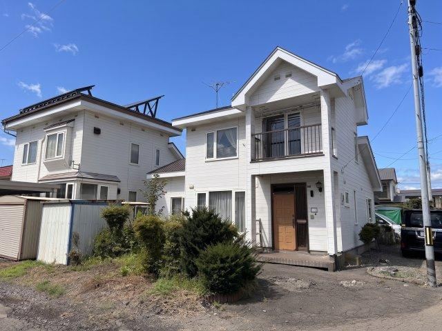 4LDK house in Obihiro, Hokkaido - Photo 1