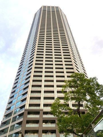1LDK apartment in Shinjuku Ward, Tokyo - Photo 1