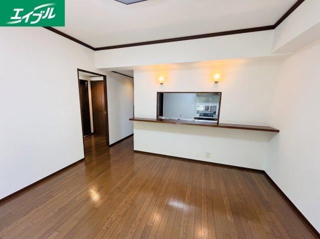 4LDK apartment in Ichinomiya, Aichi - Photo 1