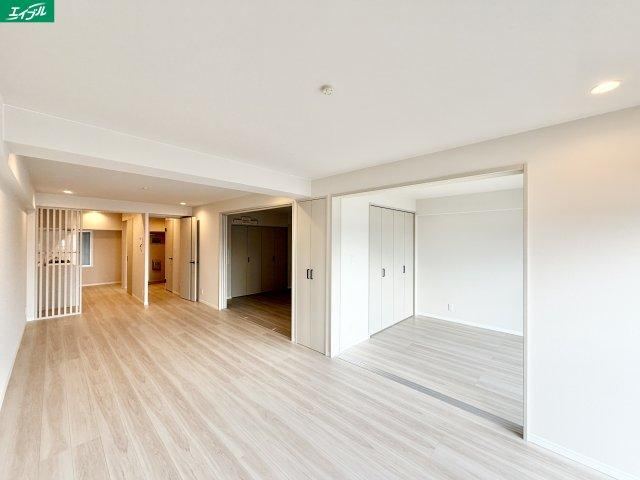 2LDK apartment in Minato Ward, Nagoya, Aichi - Photo 1