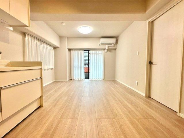 1LDK+S apartment in Naka Ward, Yokohama, Kanagawa - Photo 1