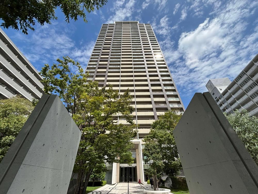 3LDK+S apartment in Fukushima Ward, Osaka - Photo 1