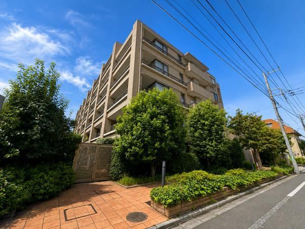 3LDK apartment in Higashimurayama, Tokyo - Photo 1