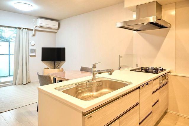 3LDK apartment in Warabi, Saitama - Photo 1