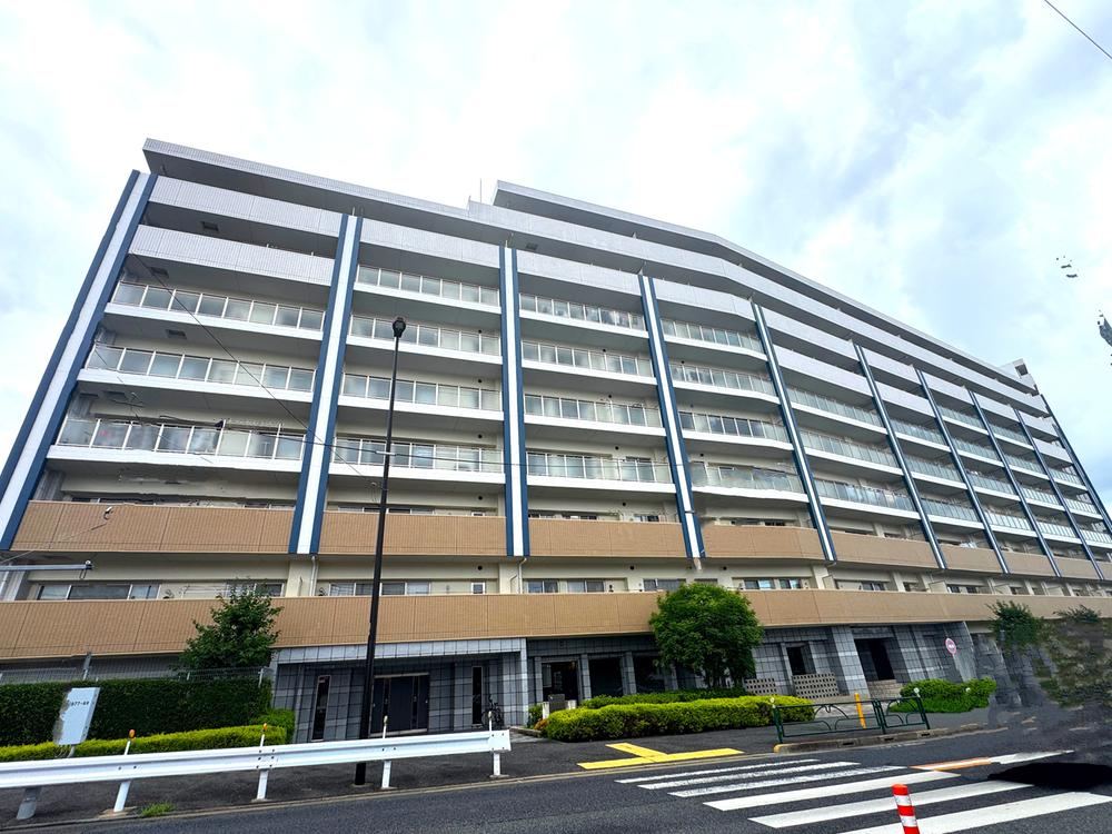3LDK apartment in Hachioji, Tokyo - Photo 1