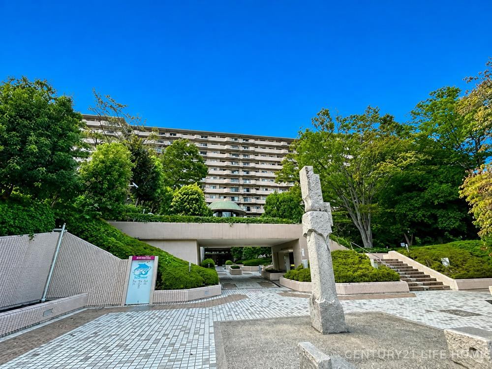 3LDK apartment in Aoba Ward, Yokohama, Kanagawa - Photo 1