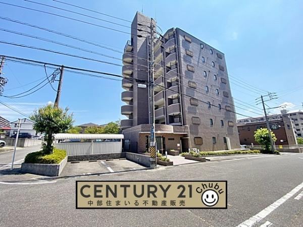 3LDK apartment in Nisshin, Aichi - Photo 1