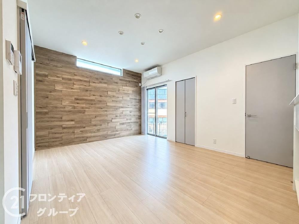 3LDK house in Neyagawa, Osaka - Photo 1