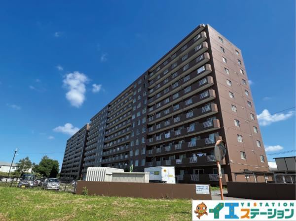 3LDK apartment in Kitahiroshima, Hokkaido - Photo 1