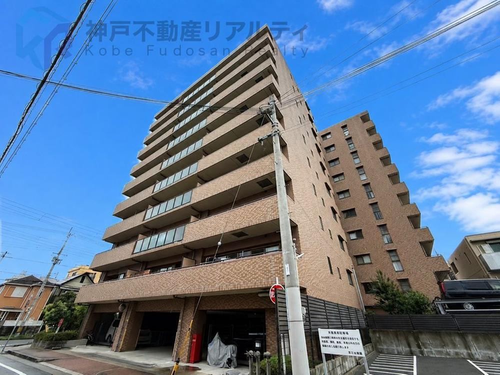 2LDK+S apartment in Nishinomiya, Hyogo - Photo 1