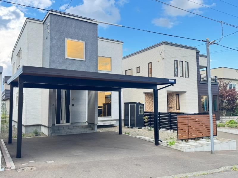 4LDK house in Toyohira Ward, Sapporo, Hokkaido - Photo 1