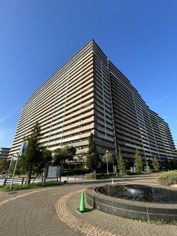 2LDK+S apartment in Narashino, Chiba - Photo 1