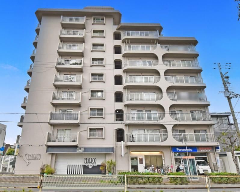 3LDK apartment in Higashisumiyoshi Ward, Osaka - Photo 1