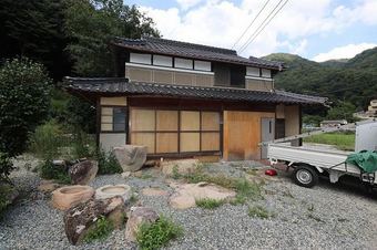 1K house in Soja