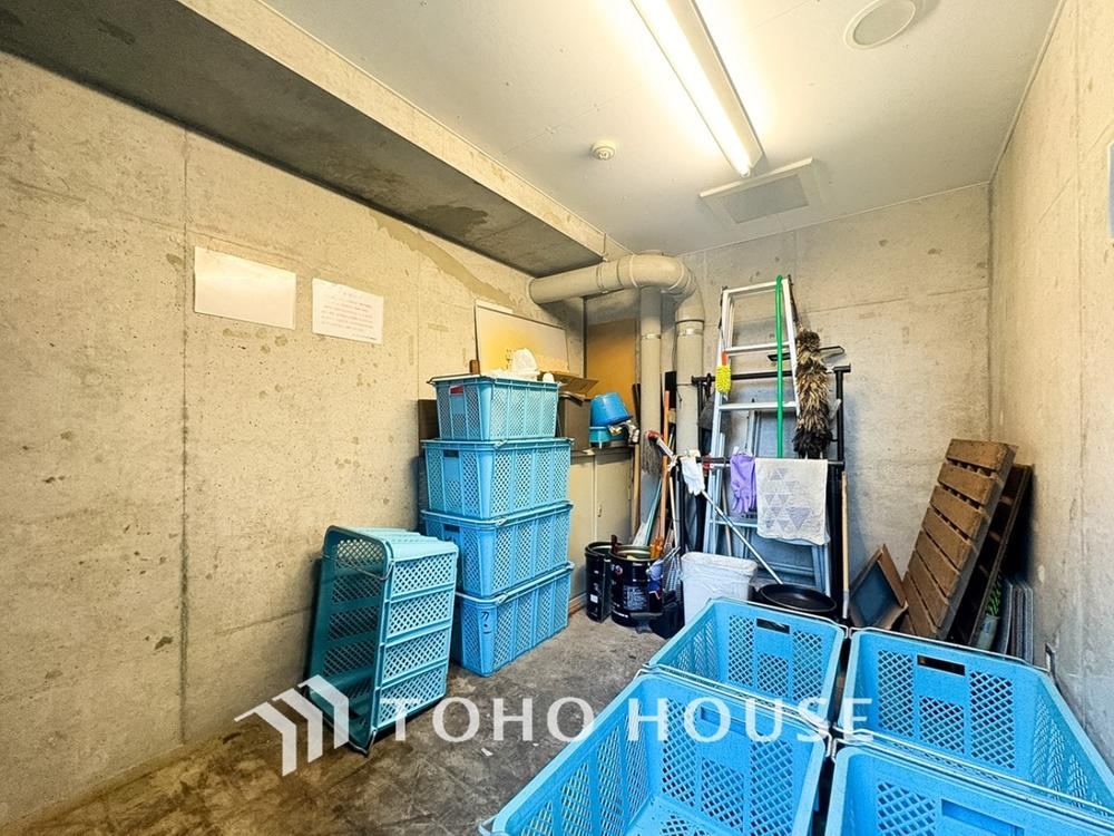 3LDK apartment in Kodaira, Tokyo - Photo 1
