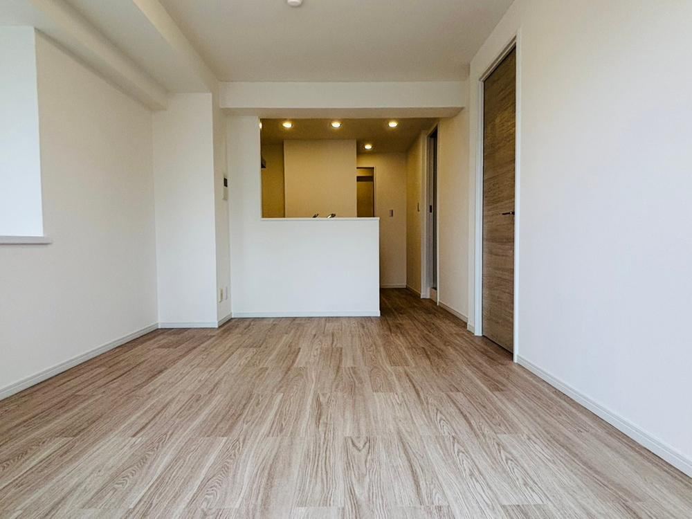 1LDK apartment in Yao, Osaka - Photo 1