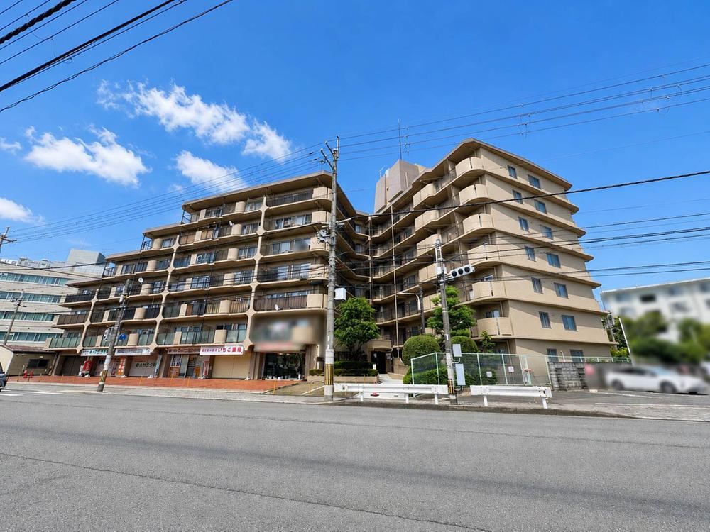 2LDK apartment in Fushimi Ward, Kyoto - Photo 1