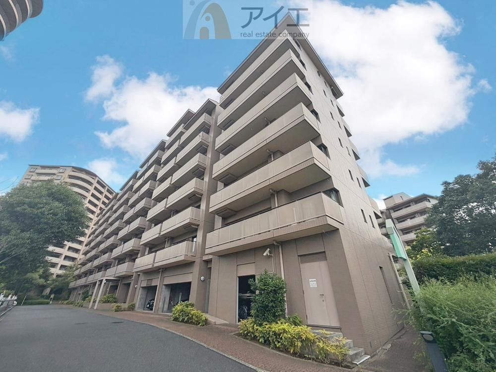 4LDK apartment in Hanamigawa Ward, Chiba - Photo 1