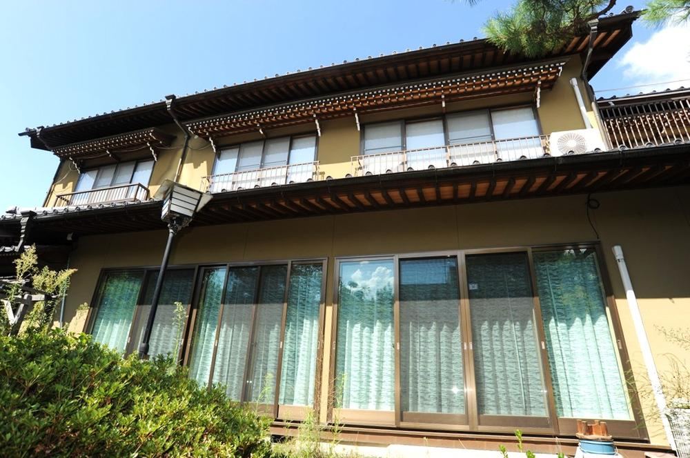 10DK+S house in Suzaka, Nagano - Photo 1