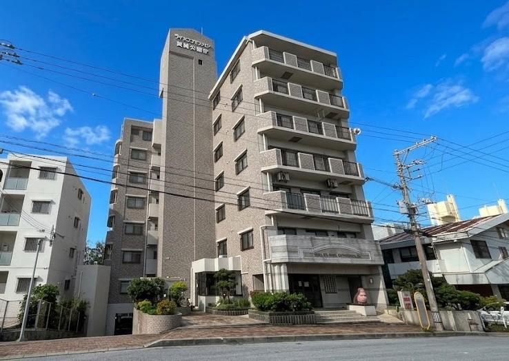 2LDK apartment in Naha, Okinawa - Photo 1