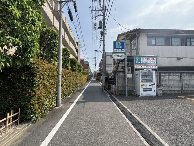 Thumbnail 4