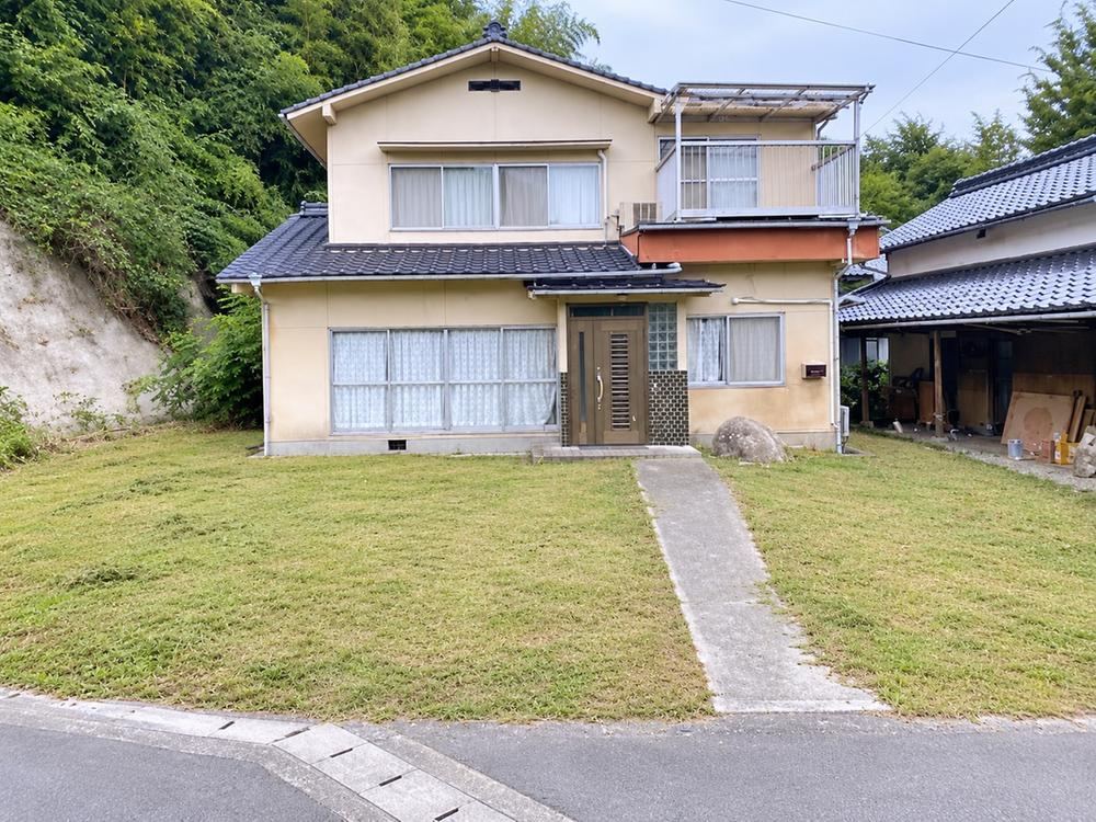 6DK house in Onomichi, Hiroshima - Photo 1