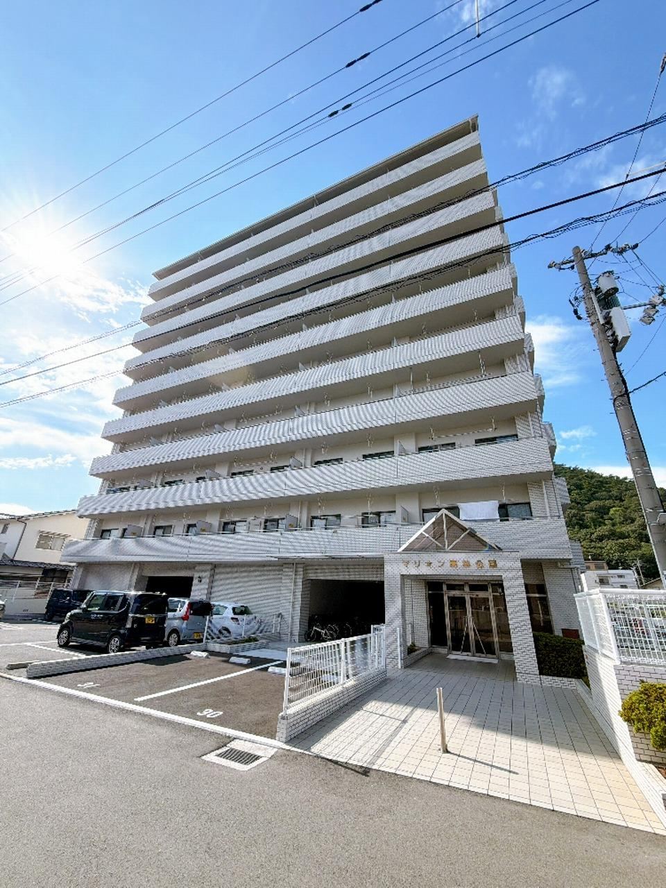 2LDK apartment in Takamatsu, Kagawa - Photo 1