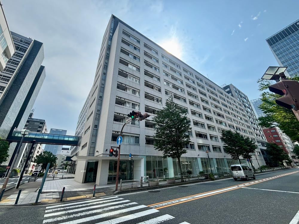 1LDK apartment in Naka Ward, Yokohama, Kanagawa - Photo 1