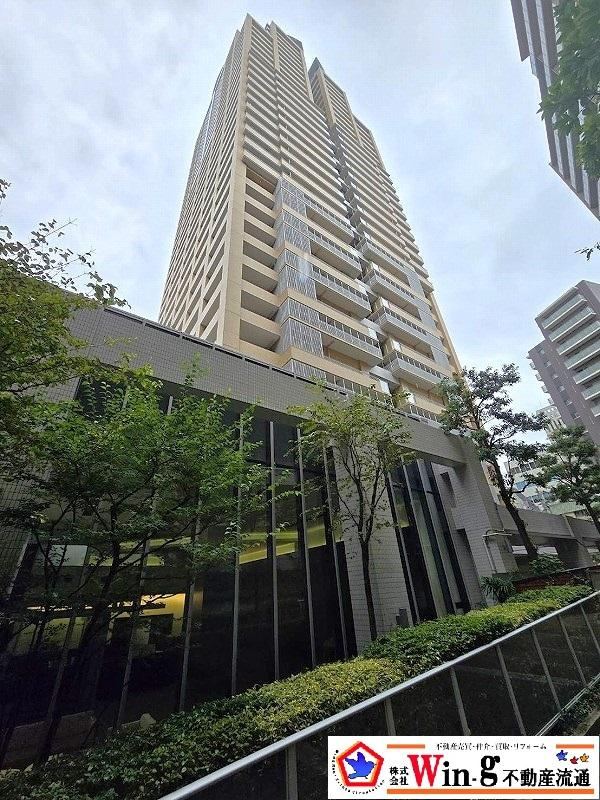 3LDK apartment in Chuo Ward, Kobe, Hyogo - Photo 1