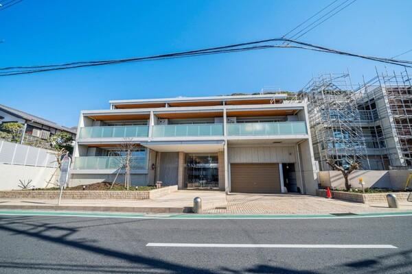 3LDK apartment in Hayama, Miura District, Kanagawa - Photo 1