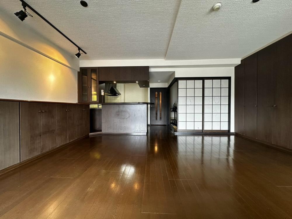 2LDK apartment in Chuo Ward, Sapporo, Hokkaido - Photo 1