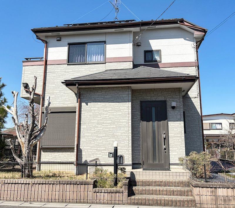 4LDK house in Kazo, Saitama - Photo 1