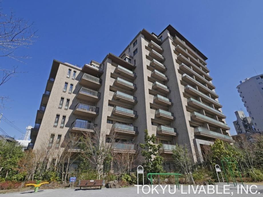 2LDK apartment in Setagaya Ward, Tokyo - Photo 1