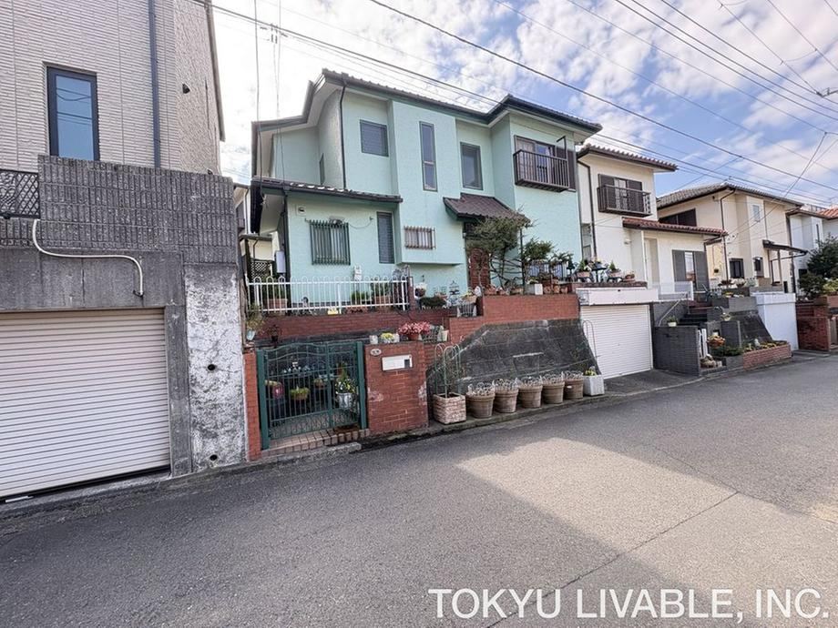 4LDK house in Minami Ward, Yokohama, Kanagawa - Photo 1