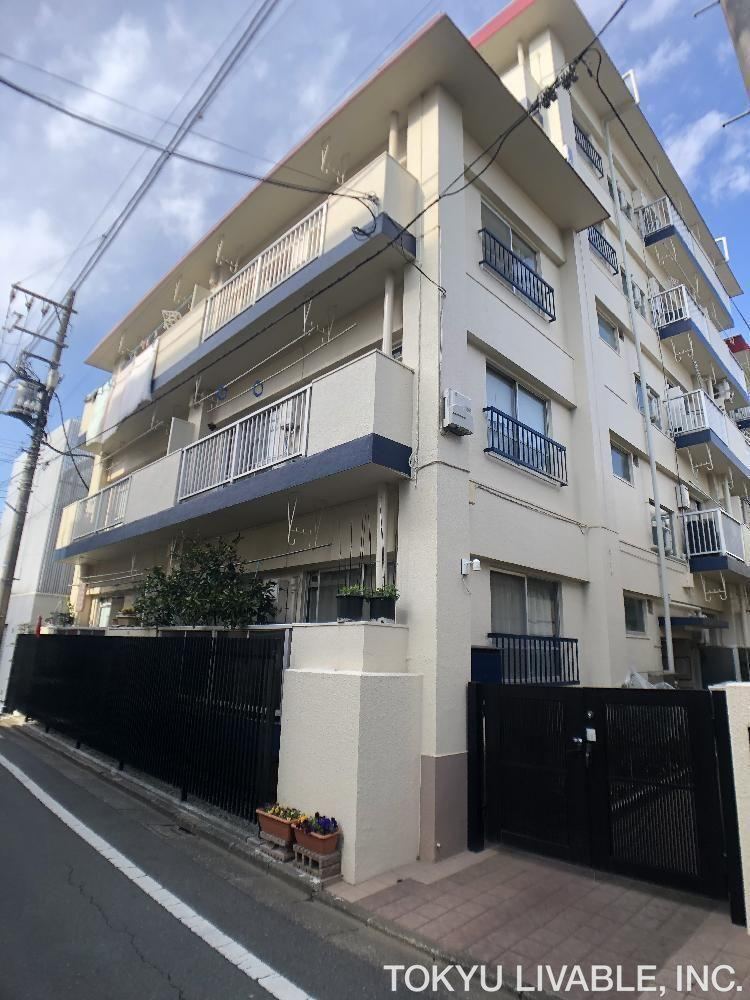 2K apartment in Suginami Ward, Tokyo - Photo 1