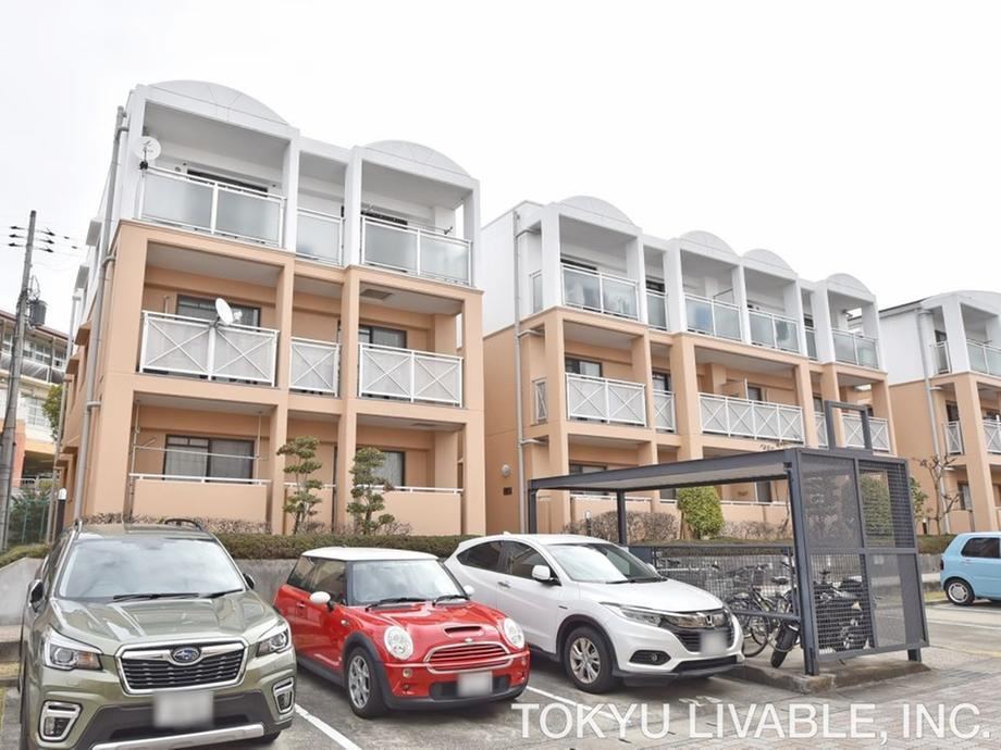 4LDK apartment in Nishi Ward, Kobe, Hyogo - Photo 1