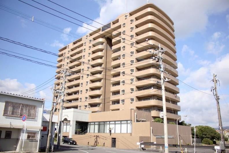 4LDK apartment in Beppu, Oita - Photo 1