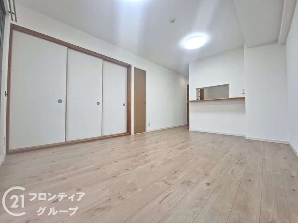 3LDK apartment in Tarumi Ward, Kobe, Hyogo - Photo 1