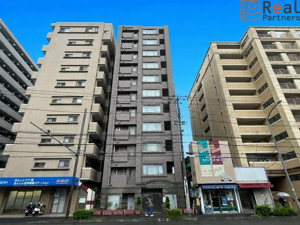 2LDK apartment in Minami Ward, Yokohama, Kanagawa - Photo 1