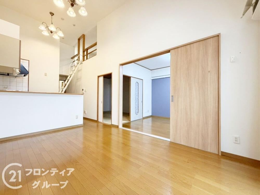 3LDK apartment in Yao, Osaka - Photo 1